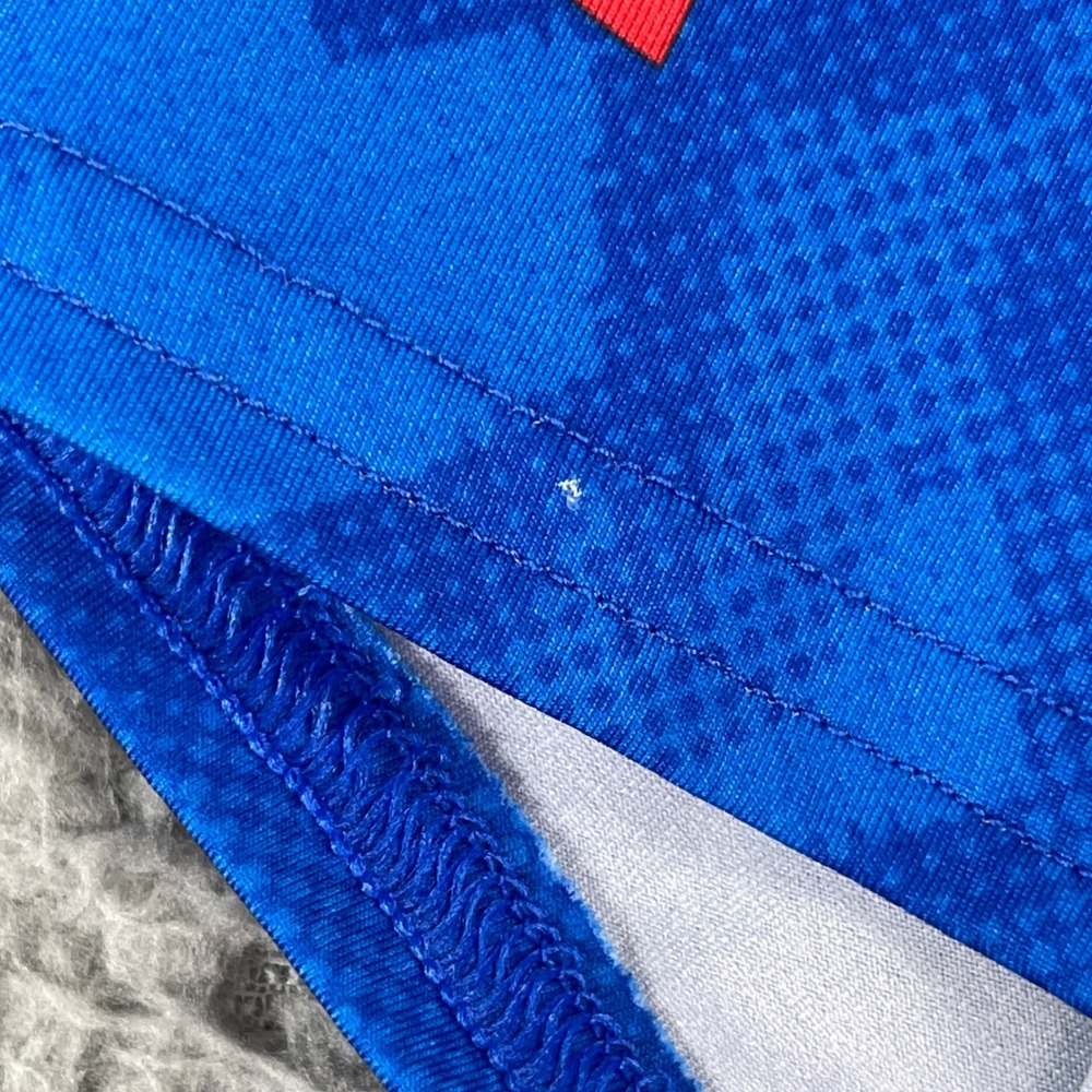 Under Armour Compression Shirt Mens L Blue Superman HeatGear Camo 1244399 - Flaw - Picture 11 of 12